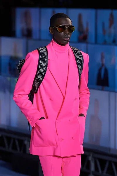 Look 4